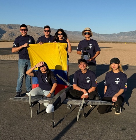 Equipo Icarus en DBF 25